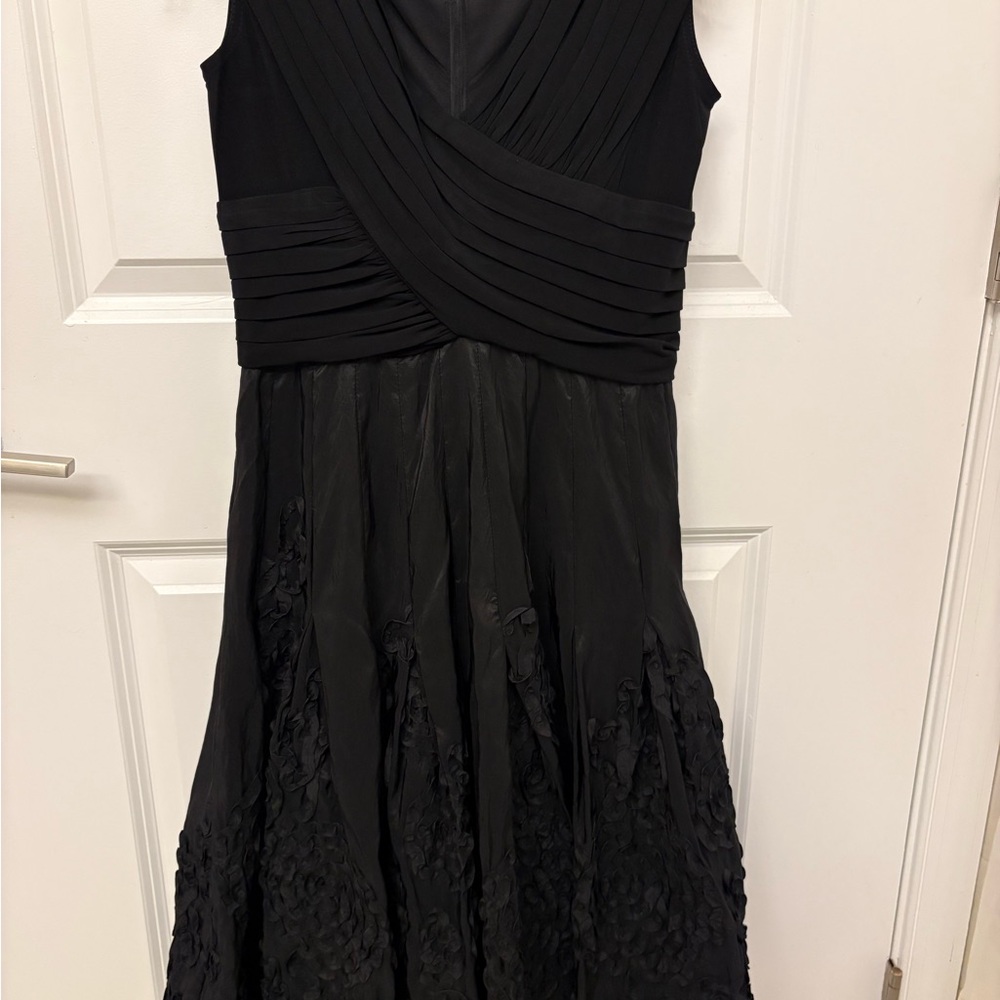 Adrianna Papell Black Ruched Tiered Midi Dress